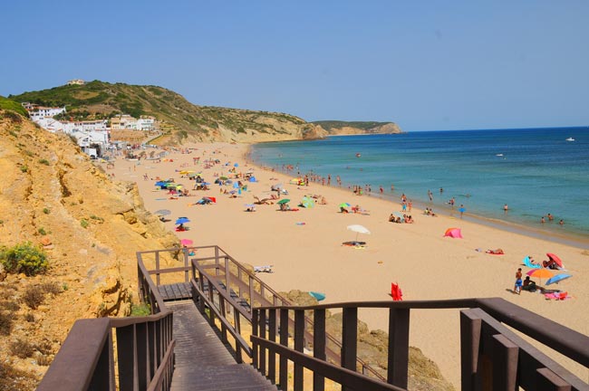 7 das melhores praias de Odeceixe e arredores As melhores praias de Odeceixe e arredores são autênticos paraísos para umas férias de verão memoráveis.
