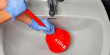 Saiba desentupir canos como um profissional. Tome nota das dicas que reunimos para si e livre-se desse problema!