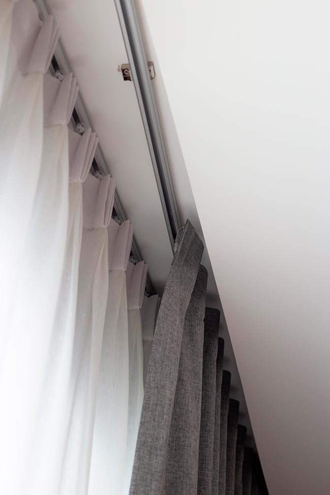 Aprenda a lavar cortinados na máquina corretamente Lavar cortinados corretamente não é complicado. Com as nossas dicas vai ter cortinados impecáveis sem gastar muitas energias.