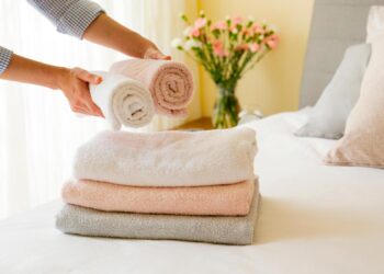 Confira as 6 melhores dicas para lavar roupa de cama e banho com resultados impecáveis!