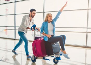 Quer viajar pelo mundo? Estes são os 10 melhores sites para comprar voos baratos!