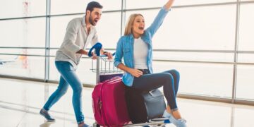 Quer viajar pelo mundo? Estes são os 10 melhores sites para comprar voos baratos!