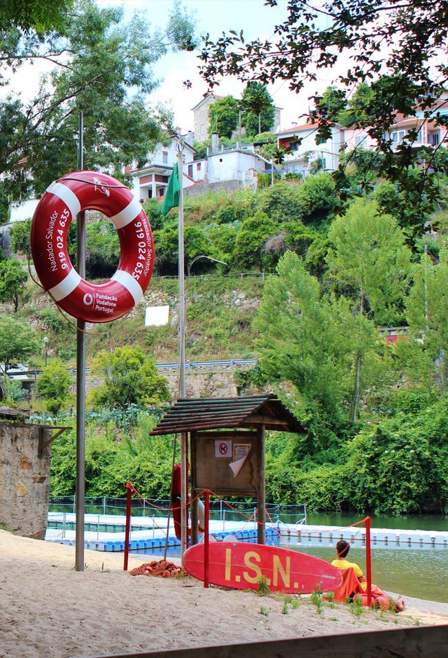 Praia Fluvial da Quinta do Barco, um paraíso em Sever do Vouga Descubra a beleza singular da Praia Fluvial da Quinta do Barco, um paraíso mágico em Sever do Vouga!
