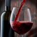 O Concurso Vinhos de Portugal elegeu um tinto do Douro como o melhor vinho do ano. Saiba quanto custa este néctar!