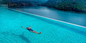 Chama-se Douro Royal Valley Hotel & Spa de cinco estrelas e é um refúgio paradisíaco a 1h do Porto!