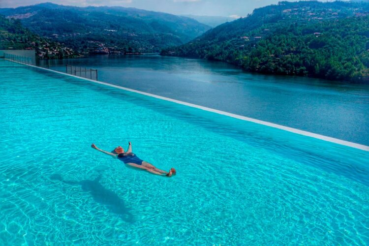 Chama-se Douro Royal Valley Hotel & Spa de cinco estrelas e é um refúgio paradisíaco a 1h do Porto!