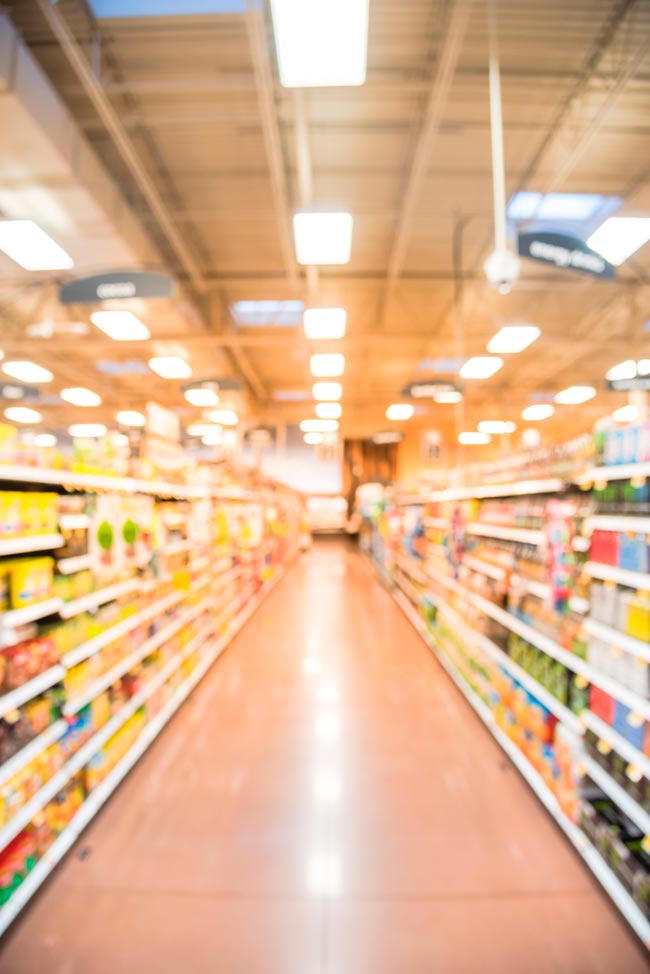 10 produtos de marca branca que deve comprar no supermercado Produtos de marca branca, por regra, são mais baratos. Trata-se de uma linha de produtos que é comercializada pelos próprios supermercados.