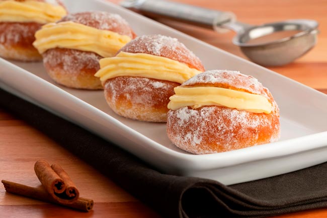 20 maravilhosos doces tradicionais portugueses Cada um melhor que o outro! São vinte maravilhosos doces tradicionais portugueses aos quais ninguém resiste!