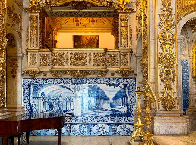 Guia dos mais bonitos Azulejos de Lisboa Explore a beleza dos azulejos de Lisboa! Descubra os locais mais deslumbrantes e encantadores onde os azulejos são verdadeiras obras de arte.