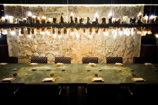 10 dos melhores restaurantes de Lisboa Se pretende ter uma refeição requintada, aconselhamos qualquer um dos 10 melhores restaurantes de Lisboa! Vão encantar o seu paladar!