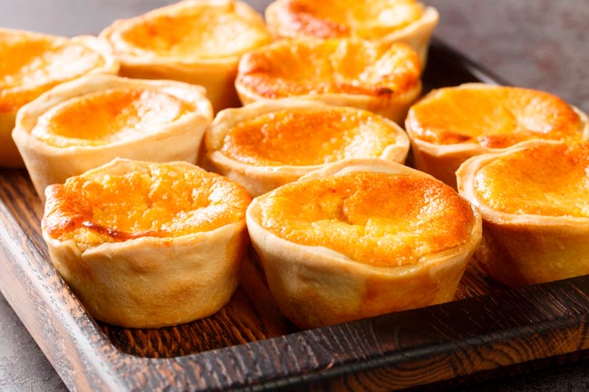 20 maravilhosos doces tradicionais portugueses Cada um melhor que o outro! São vinte maravilhosos doces tradicionais portugueses aos quais ninguém resiste!