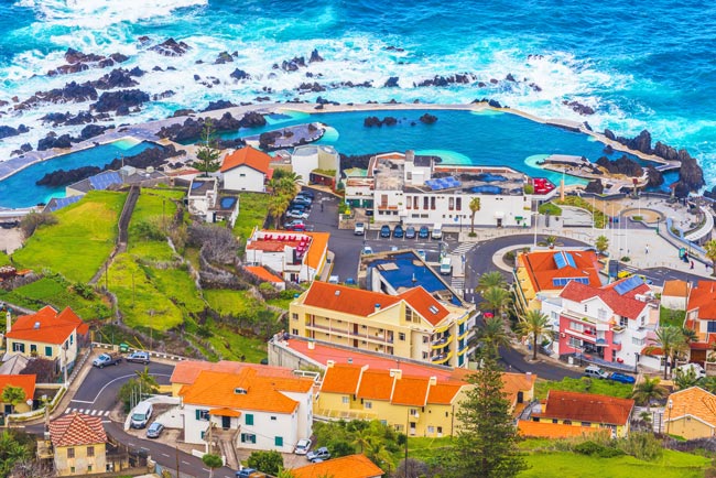 Explore lugares encantadores, praias deslumbrantes e paisagens incríveis. Descanse num destes destinos de férias sem gastar muito dinheiro.