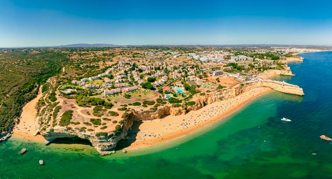 Explore lugares encantadores, praias deslumbrantes e paisagens incríveis. Descanse num destes destinos de férias sem gastar muito dinheiro.