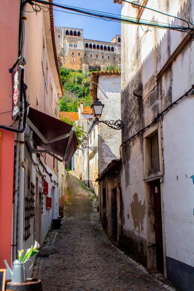 25 dos Centros Históricos mais bonitos de Portugal Descubra os 25 Centros Históricos mais bonitos de Portugal e mergulhe na riqueza cultural e arquitetónica do país.