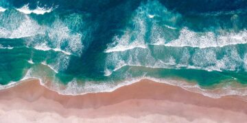 Saiba como identificar um agueiro. É uma das situações mais perigosas e mortais nas praias.