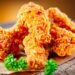 Descubra a receita irresistível de asas de frango fritas à americana, perfeitas para satisfazer os seus desejos por um prato saboroso e crocante.