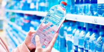 Deixe uma herança sem preço para as gerações futuras. Use água filtrada e deixe de comprar água engarrafada no supermercado.
