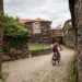 Descubra o encanto das aldeias perto do Porto! Paisagens deslumbrantes e cheias de vida. Conheça 8 destinos imperdíveis para visitar perto do Porto.