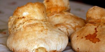 Delicie-se com a autenticidade do Pão Alentejano e com a nossa receita especial! Aprenda a preparar esta iguaria tradicional!