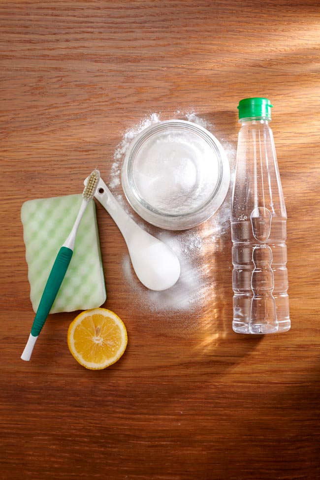 Vinagre e bicarbonato de sódio: 11 métodos para a limpeza da casa Descubra a dupla perfeita para uma limpeza eficiente e ecológica: vinagre e bicarbonato de sódio! A fórmula mágica para a limpeza da casa.