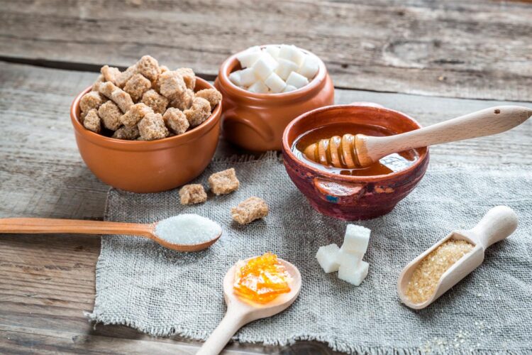 Alimentos que resistem ao tempo e nunca se estragam (ou quase nunca)