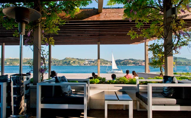 10 dos restaurantes mais românticos de Lisboa Desfrute de uma atmosfera romântica, excelente serviço e pratos incríveis!