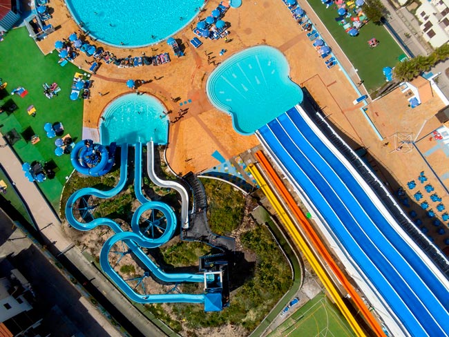 8 dos melhores Parques Aquáticos perto de Lisboa Um dia inteiro num parque aquático é sinónimo de alegria e muita diversão!