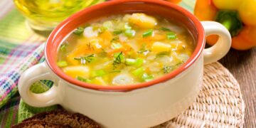 A sopa faz parte da gastronomia portuguesa e é nutricionalmente rica, versátil e muito acessível!