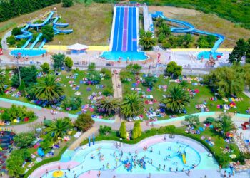 Um dia inteiro num parque aquático é sinónimo de alegria e muita diversão!