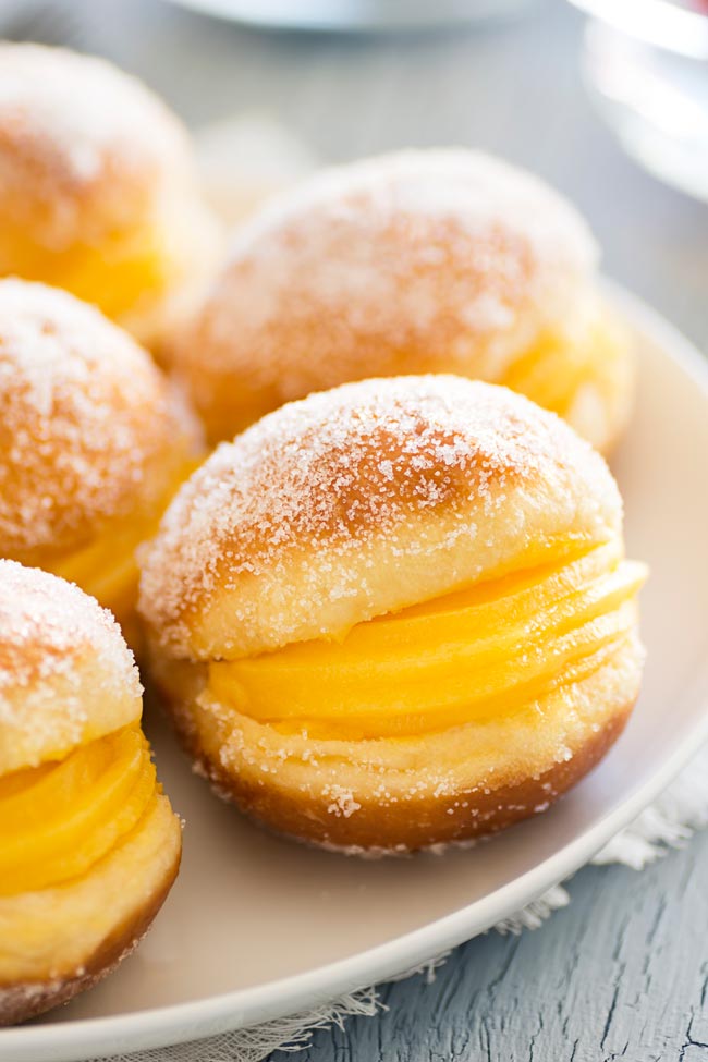 Bolas de Berlim Surpreenda a sua família e amigos e prepare-lhes a grande surpresa!