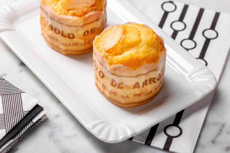 O bolo de arroz é um dos bolos mais populares de Portugal!
