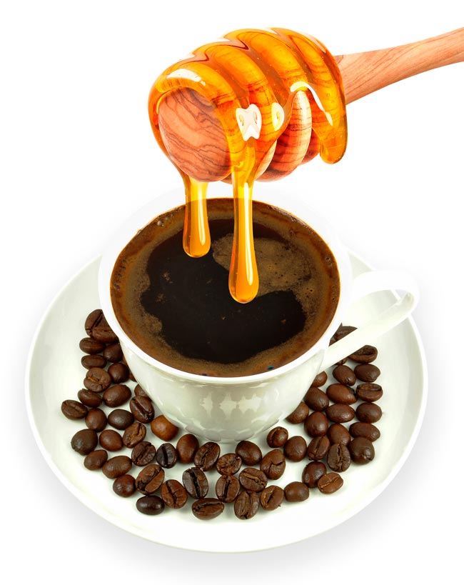 Existem várias formas de adoçar café, mas já experimentou com mel?