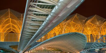 A Gare do Oriente é um exemplar impressionante de uma arquitetura singular!