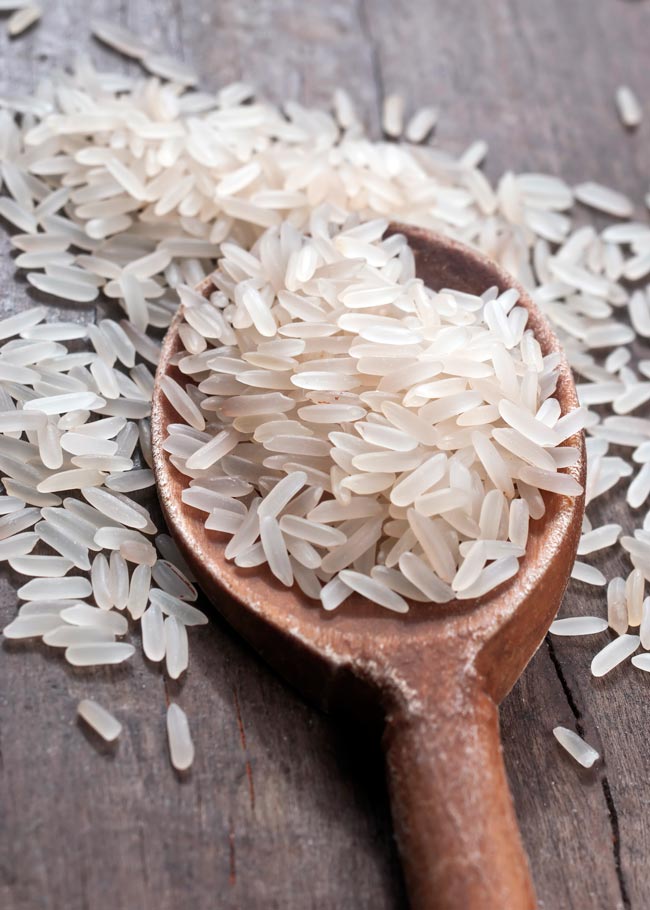 Lavar o arroz: sim ou não? Descubra os motivos por que se deve, ou não, lavar o arroz. O segredo por trás desse procedimento é surpreendente.