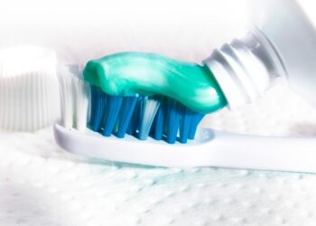 Conheça os 11 usos pouco convencionais da pasta de dentes que vão facilitar a sua vida!