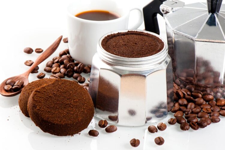 15 usos surpreendentes da borra de café