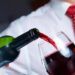 Diga adeus às manchas de vinho tinto e mantenha as suas roupas e tecidos impecáveis!