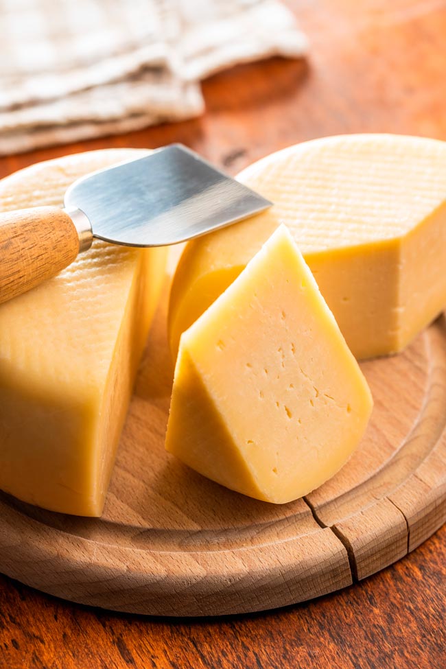 Como conservar queijo por mais tempo mantendo a sua qualidade Métodos essenciais e eficazes para conservar queijo garantindo a sua excelência.