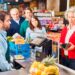 Como gastar menos no supermercado Saiba como gastar menos no supermercado sem comprometer a qualidade das suas compras.