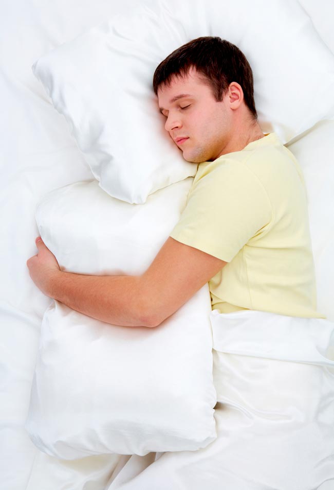 Descubra a melhor posição para dormir e melhore o seu sono Sabia que a posição em que dorme faz uma grande diferença na qualidade do sono?