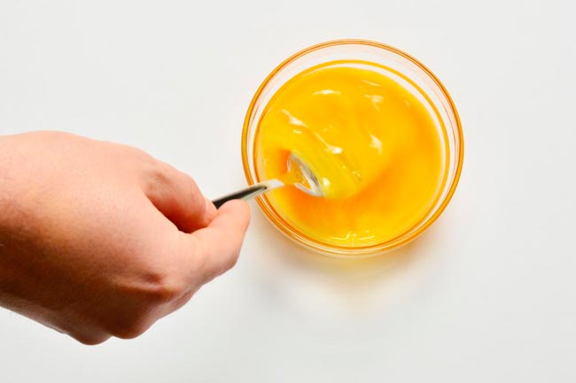 Aprenda a criar máscaras antirrugas naturais em casa A beleza natural ao seu alcance. Receitas e dicas para uma pele radiante e saudável.