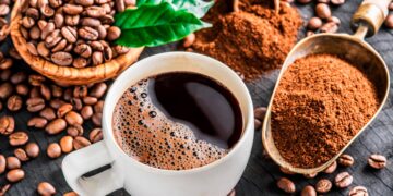 Vamos colocar o café à prova! Descubra qual a melhor opção entre expresso e coado.