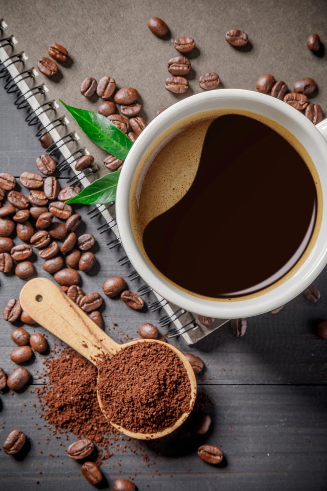 Batalha dos cafés: café expresso ou café coado? Vamos colocar o café à prova! Descubra qual a melhor opção entre expresso e coado.