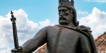 A lenda de D. Afonso Henriques agredindo a sua mãe é antiga, mas será que é verdadeira? D. Afonso Henriques bateu na mãe