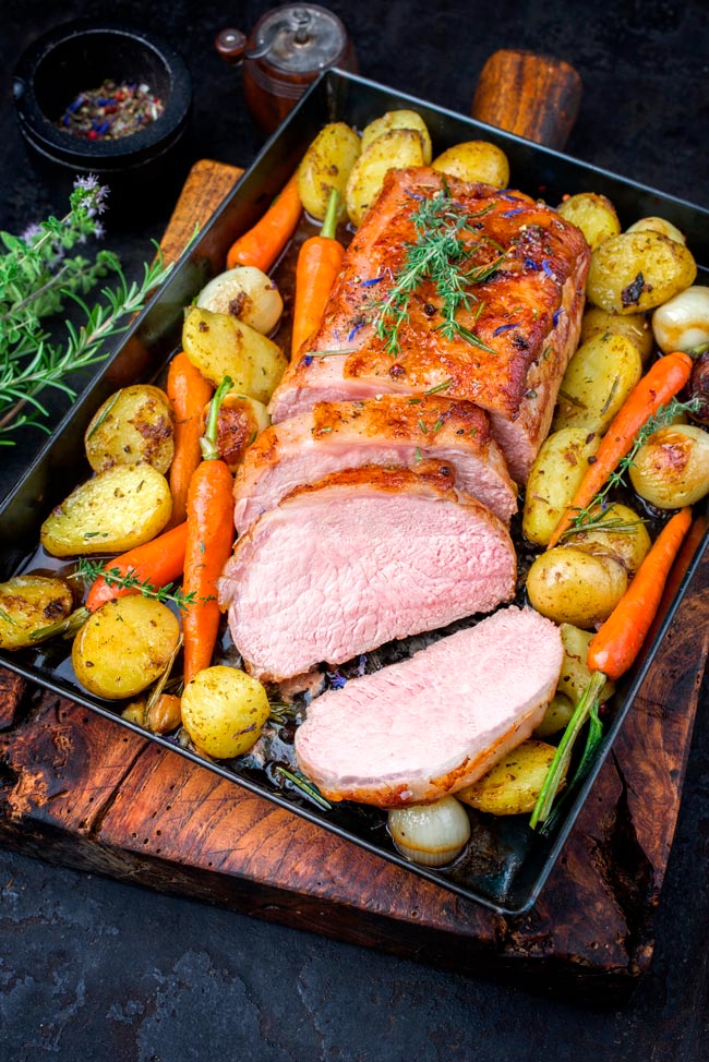 Aprenda a temperar vitela para assar e deixe-a irresistível! Prepare-se para os elogios com uma vitela assada que vai encantar toda a gente.