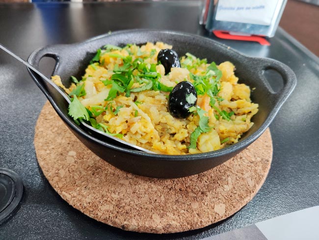 Bacalhau desfiado: 3 receitas insuperáveis Surpreenda o seu paladar com estas deliciosas receitas de bacalhau desfiado!