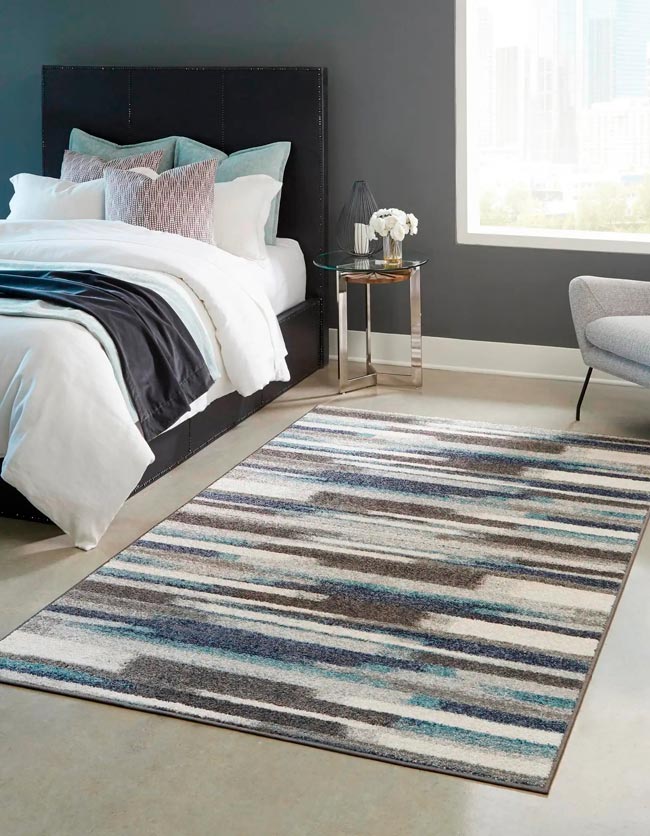Como lavar carpetes e deixá-las impecáveis Saiba como lavar carpetes como um profissional e mantenha um ambiente limpo e acolhedor em sua casa.