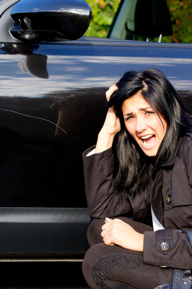 Riscos no carro: como tirar e deixar o seu carro como novo Aprenda a remover os riscos no seu carro como um profissional!
