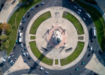 Fique atento a estas situações e contribua para um trânsito mais seguro para todos.
