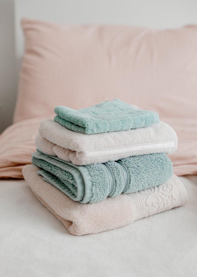 6 dicas para lavar as roupas de cama e banho Roupas sempre limpas e frescas, prontas a usar! lavar as roupas de cama